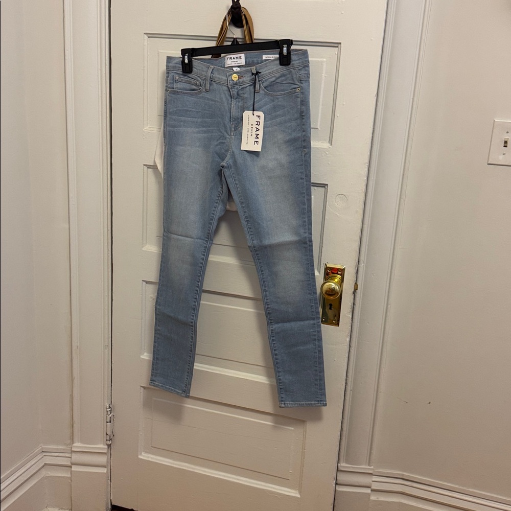 Frame Le skinny de jeanne women’s jean